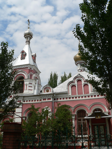 Файл:Петропавловская церковь. Астрахань.JPG